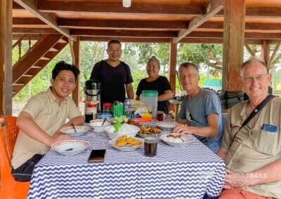Lunch at Maleo site